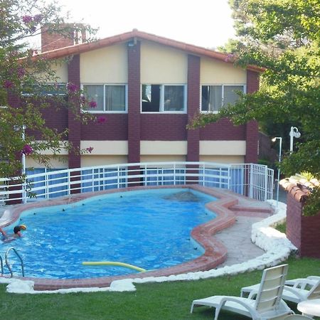 Hotel Aoma Villa Carlos Paz Exterior photo