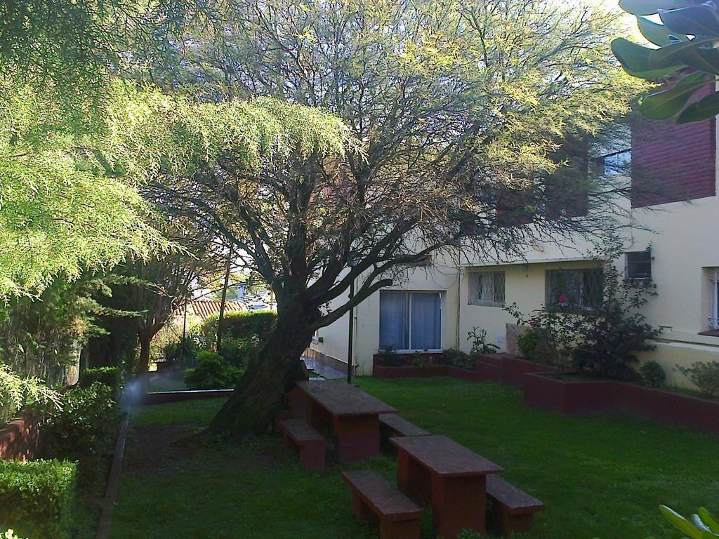 Hotel Aoma Villa Carlos Paz Exterior photo