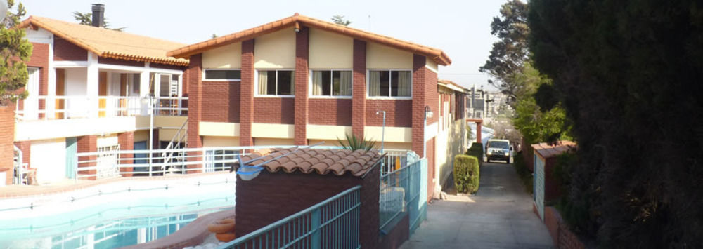 Hotel Aoma Villa Carlos Paz Exterior photo